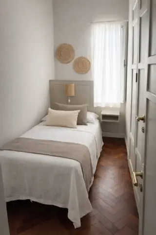 DEPTO ARENA TRIPLE . ( single ) mas doble)